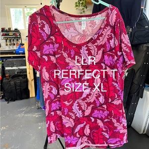 LuLaRoe Vibrant Red and Pink Feather Tee
